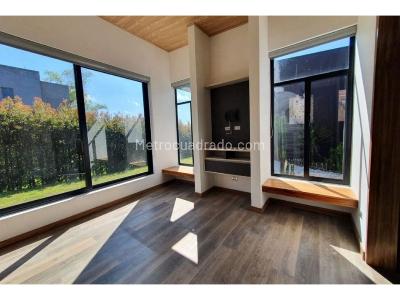 Casa de 4 alcobas en venta en Colombia / Antioquia / Rionegro, Rionegro, 540 m² · foto 13 de 20