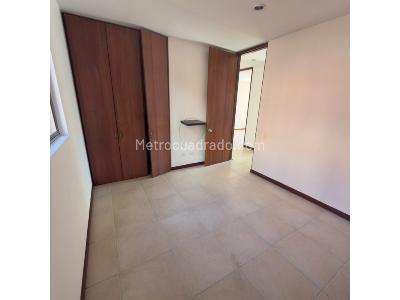 Apartamento de 3 alcobas en venta en El Poblado, Medellín, 96 m² · foto 8 de 15