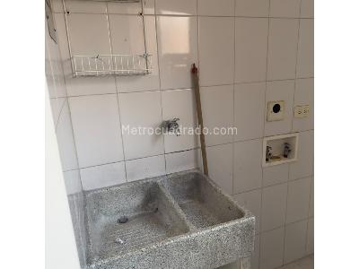 Apartamento de 3 alcobas en venta en El Poblado, Medellín, 96 m² · foto 10 de 15