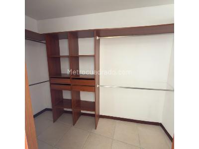 Apartamento de 3 alcobas en venta en El Poblado, Medellín, 96 m² · foto 11 de 15