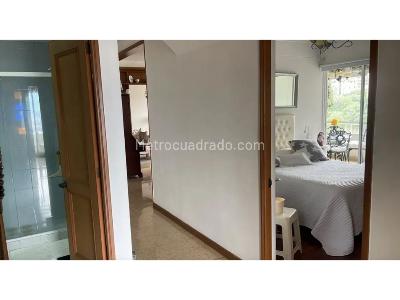 Apartamento de 4 alcobas en venta en El Poblado, Medellín, 177 m² · foto 19 de 20