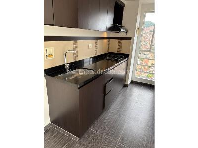 Apartamento en venta en Boston, Medellín · foto 2 de 20