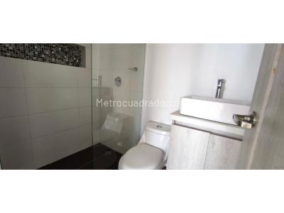 Apartamento de 2 alcobas en venta en Las Lomitas, Sabaneta, 74 m² · foto 8 de 8