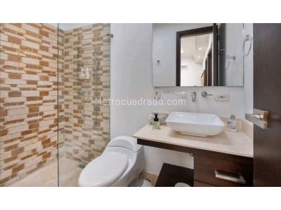 Apartamento en venta en El Poblado, Medellín · foto 2 de 20
