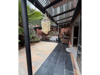 Casa de 3 alcobas en venta en Benedictinos, Envigado, 217 m² · foto 4 de 20