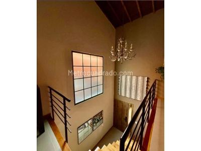 Casa de 3 alcobas en venta en Benedictinos, Envigado, 217 m² · foto 20 de 20