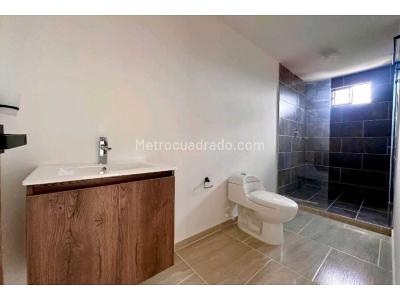 Apartamento de 4 alcobas en venta en Belen Rosales, Medellín, 200 m² · foto 5 de 19