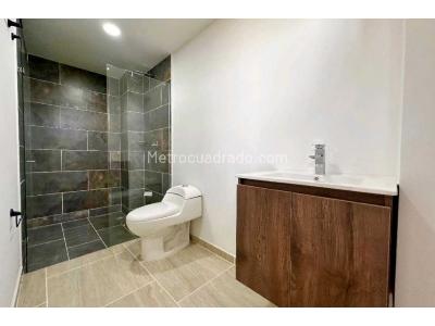 Apartamento de 4 alcobas en venta en Belen Rosales, Medellín, 200 m² · foto 9 de 19