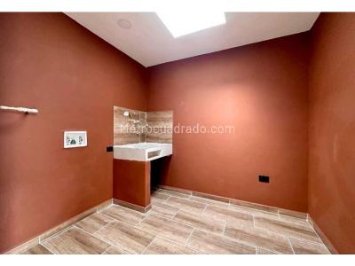 Apartamento de 4 alcobas en venta en Belen Rosales, Medellín, 200 m² · foto 10 de 19