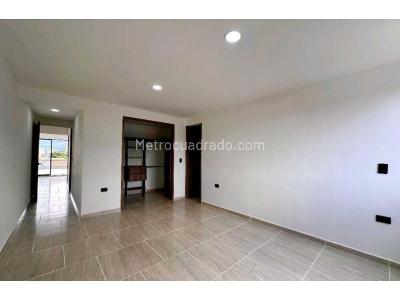 Apartamento de 4 alcobas en venta en Belen Rosales, Medellín, 200 m² · foto 12 de 19