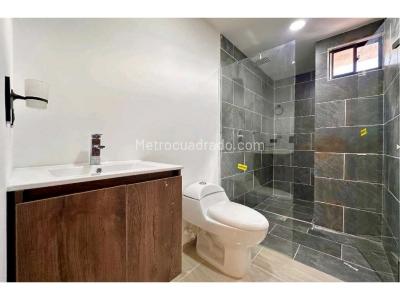 Apartamento de 4 alcobas en venta en Belen Rosales, Medellín, 200 m² · foto 17 de 19