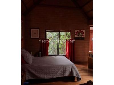 Casa de 3 alcobas en venta en Las Brujas, Envigado, 201 m² · foto 11 de 20