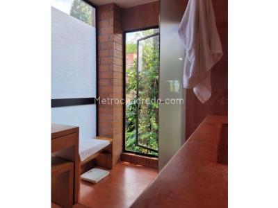 Casa de 3 alcobas en venta en Las Brujas, Envigado, 201 m² · foto 18 de 20