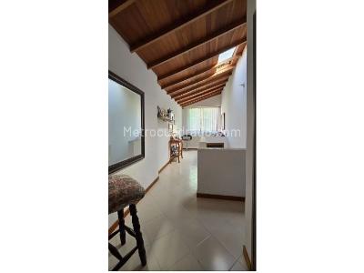 Apartamento en venta en Simon Bolivar, Medellín · foto 5 de 9