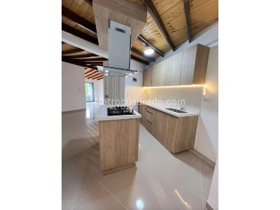 Apartamento de 3 alcobas en venta en El Danubio, Medellín, 77 m² · foto 3 de 20