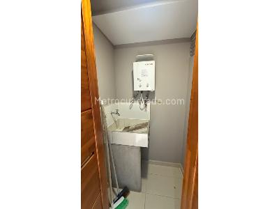 Apartamento de 3 alcobas en venta en El Carmelo, Sabaneta, 84 m² · foto 11 de 20