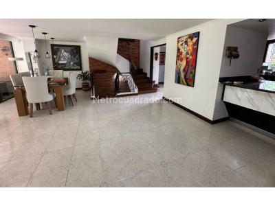 Casa de 5 alcobas en venta en Colombia / Antioquia / Envigado, Envigado, 236 m² · foto 20 de 20