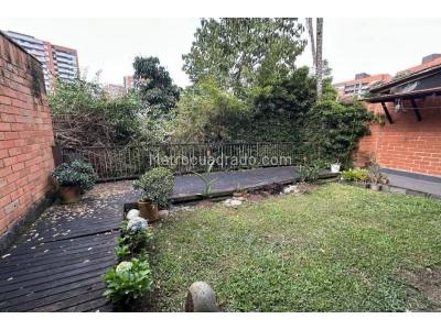 Casa de 3 alcobas en venta en Intermedia, Envigado, 260 m² · foto 9 de 10