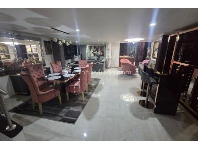 Casa de 3 alcobas en venta en Intermedia, Envigado, 270 m² · foto 7 de 20