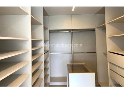 Casa de 3 alcobas en venta en Alto De Las Palmas, Envigado, 360 m² · foto 7 de 19