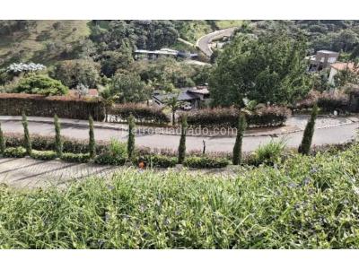Casa de 3 alcobas en venta en Alto De Las Palmas, Envigado, 360 m² · foto 17 de 19