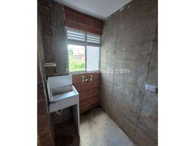 Apartamento de 2 alcobas en venta en Valadares, Bello, 48 m² · foto 7 de 20