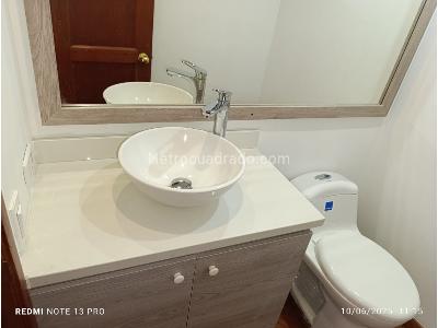 Apartamento de 3 alcobas en venta en Laureles, Medellín, 162 m² · foto 5 de 12