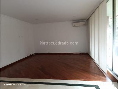 Apartamento de 3 alcobas en venta en Laureles, Medellín, 162 m² · foto 9 de 12