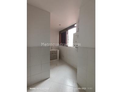 Apartamento de 3 alcobas en venta en Laureles, Medellín, 162 m² · foto 11 de 12