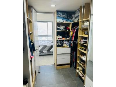 Apartamento de 2 alcobas en venta en El Poblado, Medellín, 130 m² · foto 15 de 20