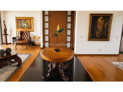 Apartamento de 3 alcobas en venta en Colombia / Antioquia / El Poblado, Medellín, 192 m² · foto 6 de 12