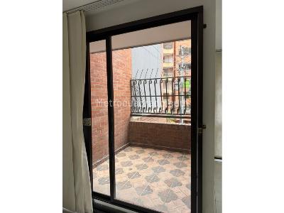 Apartamento de 3 alcobas en venta en Laureles, Medellín, 143 m² · foto 13 de 16