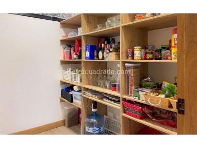 Casa de 3 alcobas en venta en El Poblado, Medellín, 375 m² · foto 6 de 20