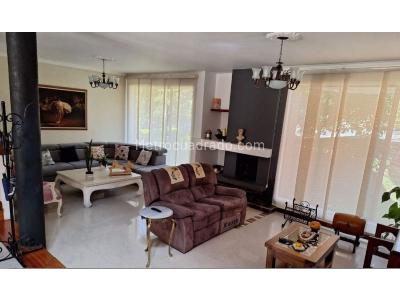 Casa de 3 alcobas en venta en El Poblado, Medellín, 355 m² · foto 4 de 20