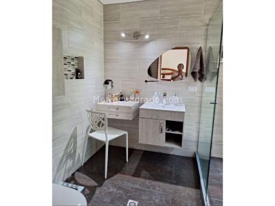 Casa de 3 alcobas en venta en El Poblado, Medellín, 355 m² · foto 18 de 20