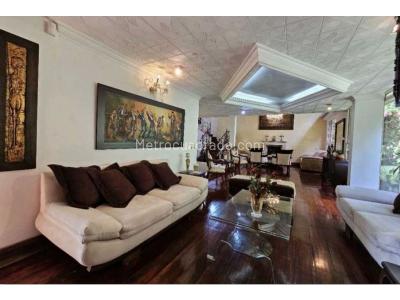 Casa de 5 alcobas en venta en El Poblado, Medellín, 400 m² · foto 8 de 20
