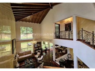 Casa de 5 alcobas en venta en El Poblado, Medellín, 400 m² · foto 11 de 20