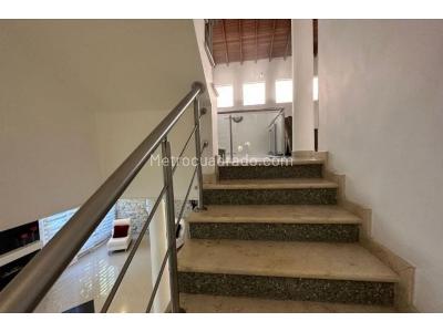 Casa de 5 alcobas en venta en El Poblado, Medellín, 425 m² · foto 10 de 20