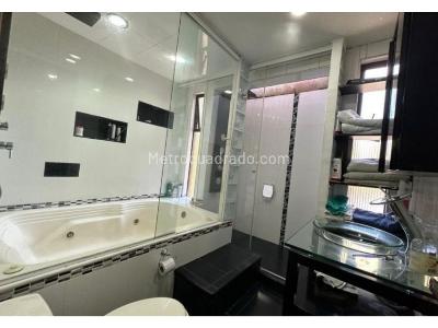 Casa de 5 alcobas en venta en El Poblado, Medellín, 425 m² · foto 16 de 20