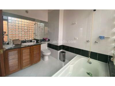 Apartamento en venta en Loma Del Indio, Medellín · foto 15 de 20