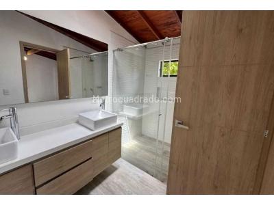 Casa de 3 alcobas en venta en La Mota, Medellín, 148 m² · foto 4 de 20
