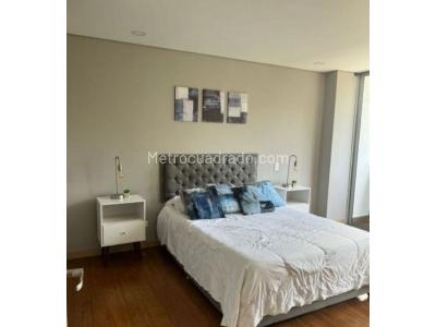 Apartaestudio en venta en El Poblado, Medellín, 63 m² · foto 6 de 9