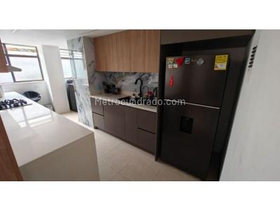 Apartamento de 3 alcobas en venta en El Poblado, Medellín, 151 m² · foto 4 de 12