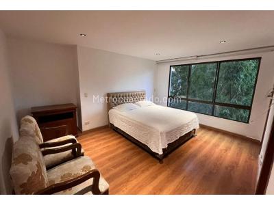 Apartamento de 4 alcobas en venta en Los Balsos, Medellín, 212 m² · foto 9 de 20