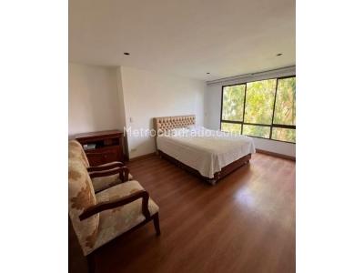 Apartamento de 4 alcobas en venta en Los Balsos, Medellín, 212 m² · foto 10 de 20