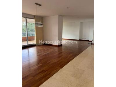 Apartamento en venta en Los Balsos, Medellín · foto 3 de 20