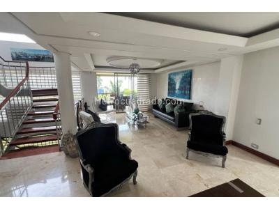 Casa de 5 alcobas en venta en El Poblado, Medellín, 700 m² · foto 7 de 20