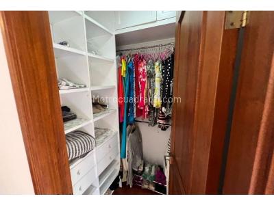 Casa de 5 alcobas en venta en El Poblado, Medellín, 700 m² · foto 16 de 20