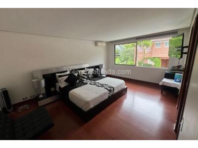 Casa de 5 alcobas en venta en El Poblado, Medellín, 700 m² · foto 19 de 20