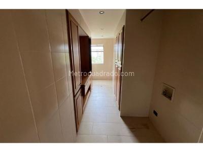 Apartamento en venta en El Tesoro, Medellín · foto 9 de 20